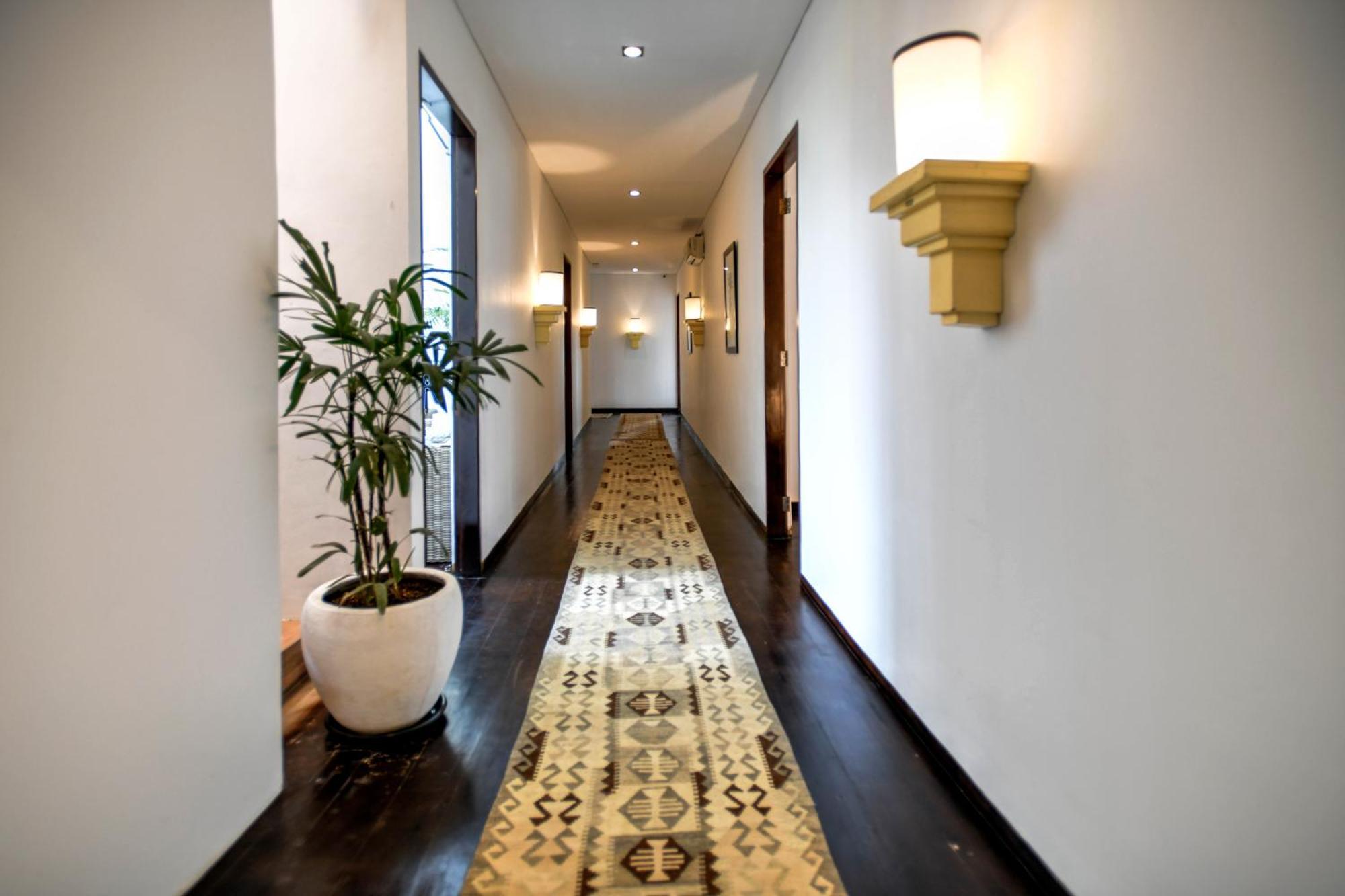 Melo Suites Hotel 塞米亚克 外观 照片